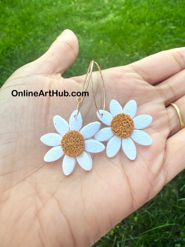 Polymer Clay white Daisy hoop earrings - Image 2